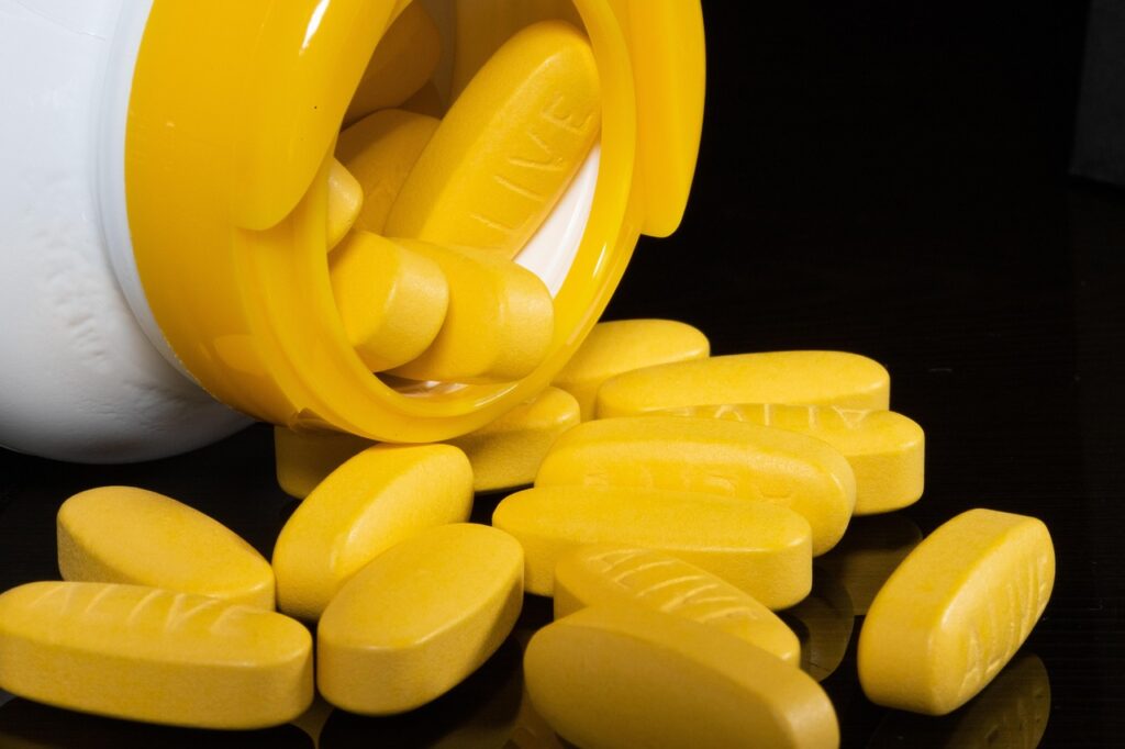 Home pills, supplement, medicine, treatment, dose, vitamin, pharmacy, medical, health, disease, pharmaceutical